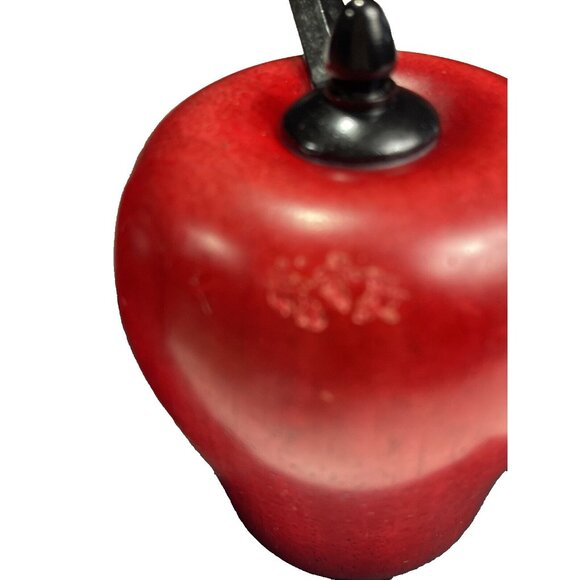 Vintage Retro Cook’s Club Wooden Red Apple Salt Shaker and Pepper Grinder Taiwan - Picture 5 of 8